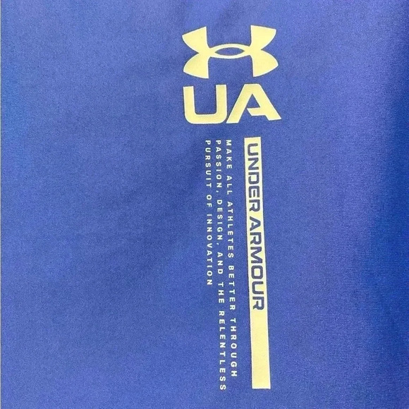 NWOT Under Armour, Blue Racerback Camisole Heat Gear, Small πββοΈββ‘οΈ - Picture 3 of 8